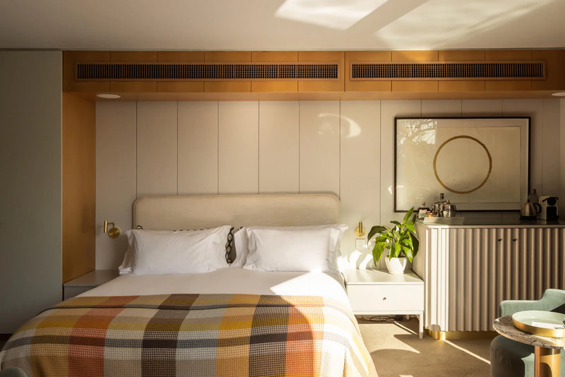 Deluxe Spa Room