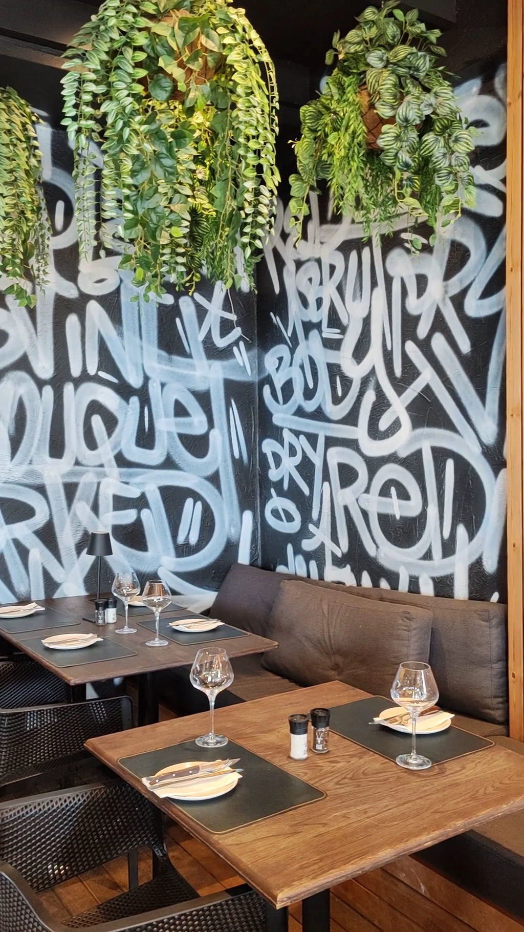 Bo-Vine Wine & Grill House Camps Bay, Cape Town South Africa