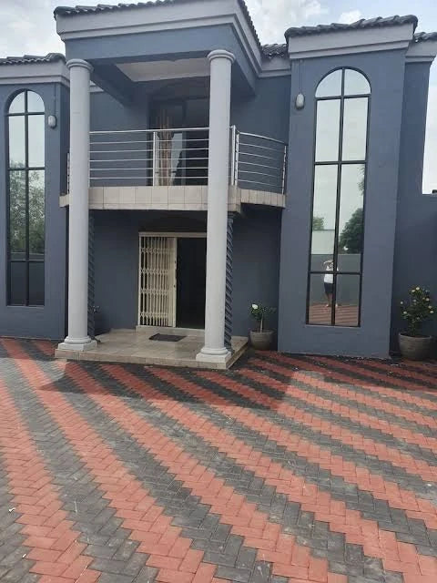 Bundu Inn Resort, Akasia South Africa