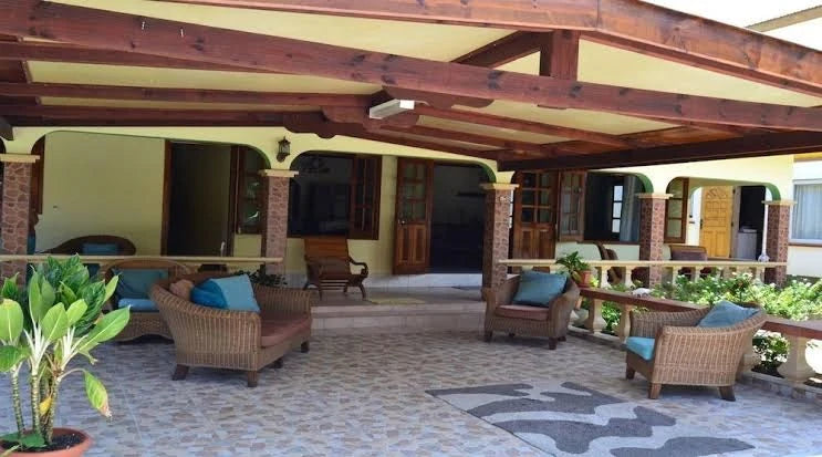 Cafe des Arts, Anse Volbert Village Seychelles