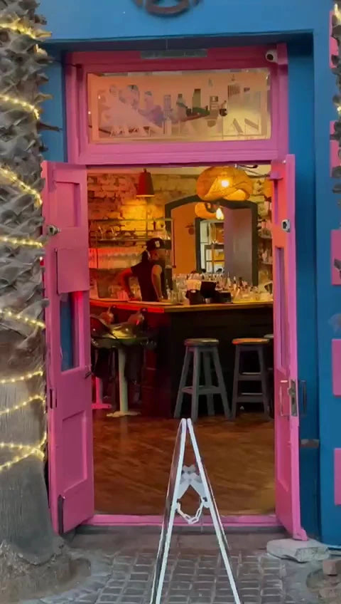 Cafe Manhattan, Cape Town South Africa