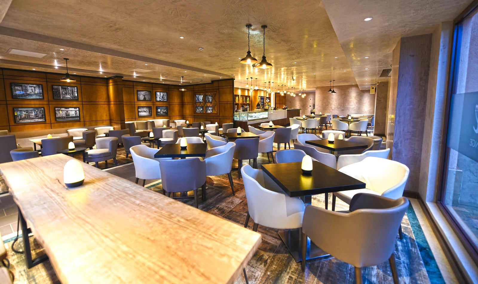 Caramel Café & Lounge - Acacia, Kampala Uganda