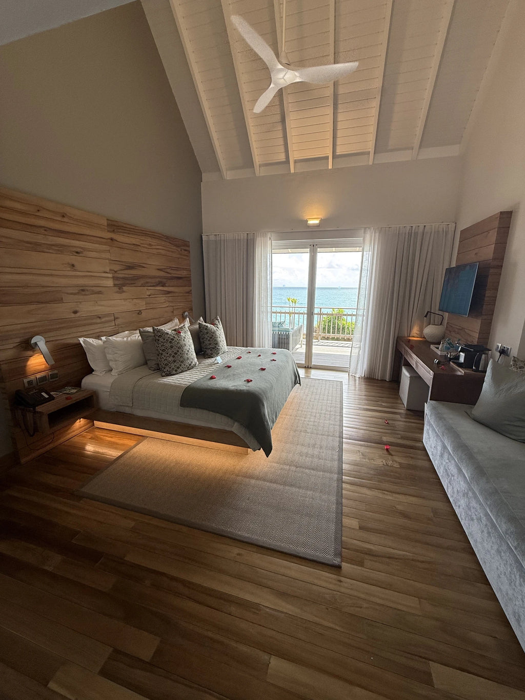 Carana Beach Hotel, 
Carana Beach Hotel North East Point Mahe Seychelles