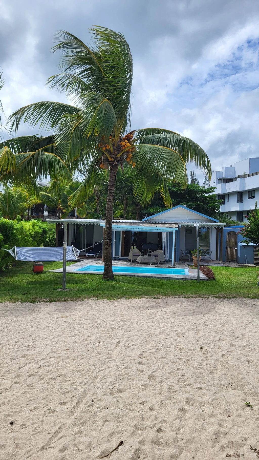 Chalet Kestrel, Surinam Mauritius