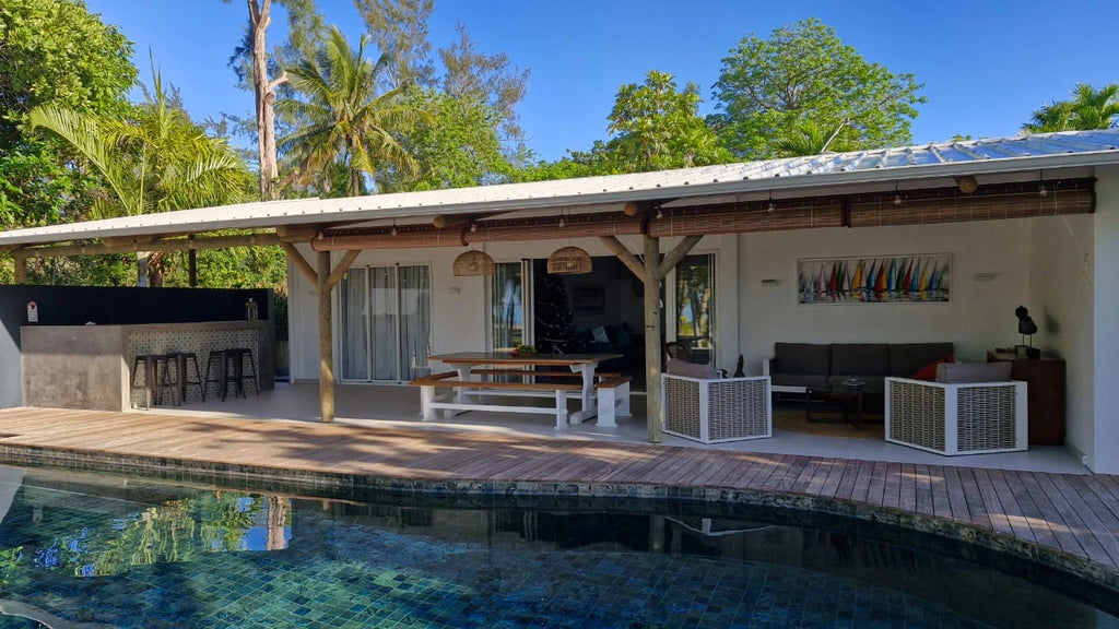 Chalet Kestrel, Surinam Mauritius