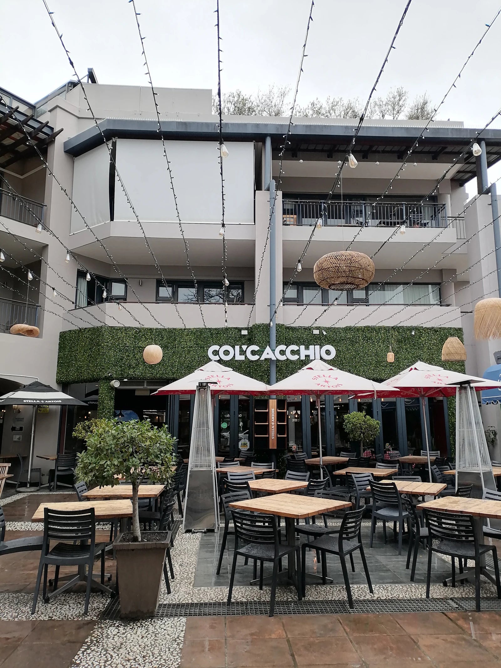 Col'Cacchio Stellenbosch, Stellenbosch South Africa