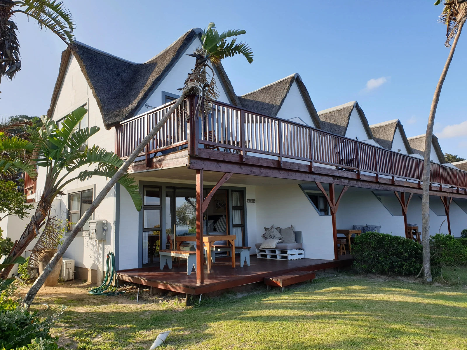 Crawfords Beach Lodge, KuGompo City South Africa