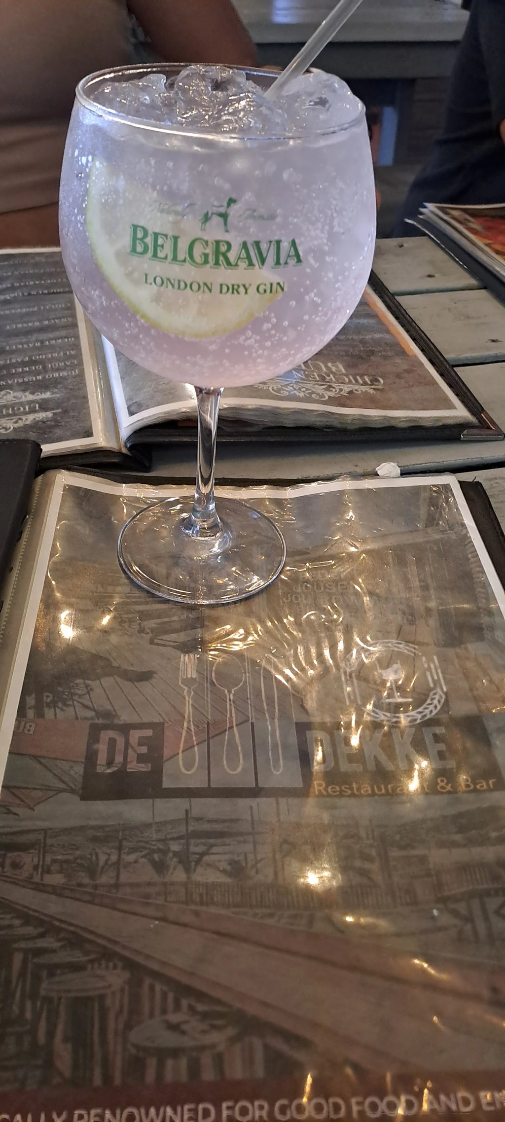 De Dekke Restaurant, 
De Dekke Shopping Complex N2 South Africa