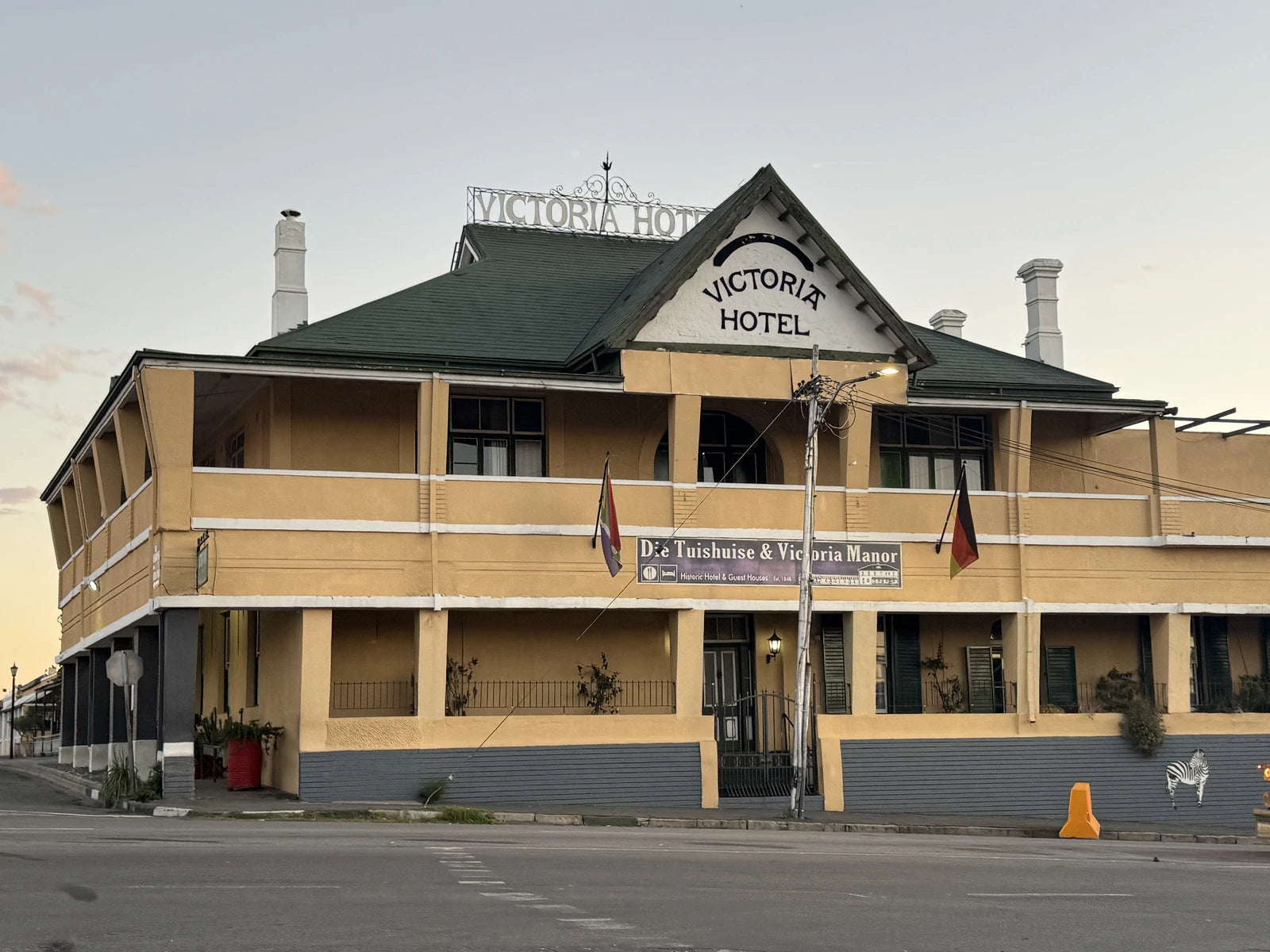Die Tuishuise and Victoria Manor Cradock, Nxuba South Africa