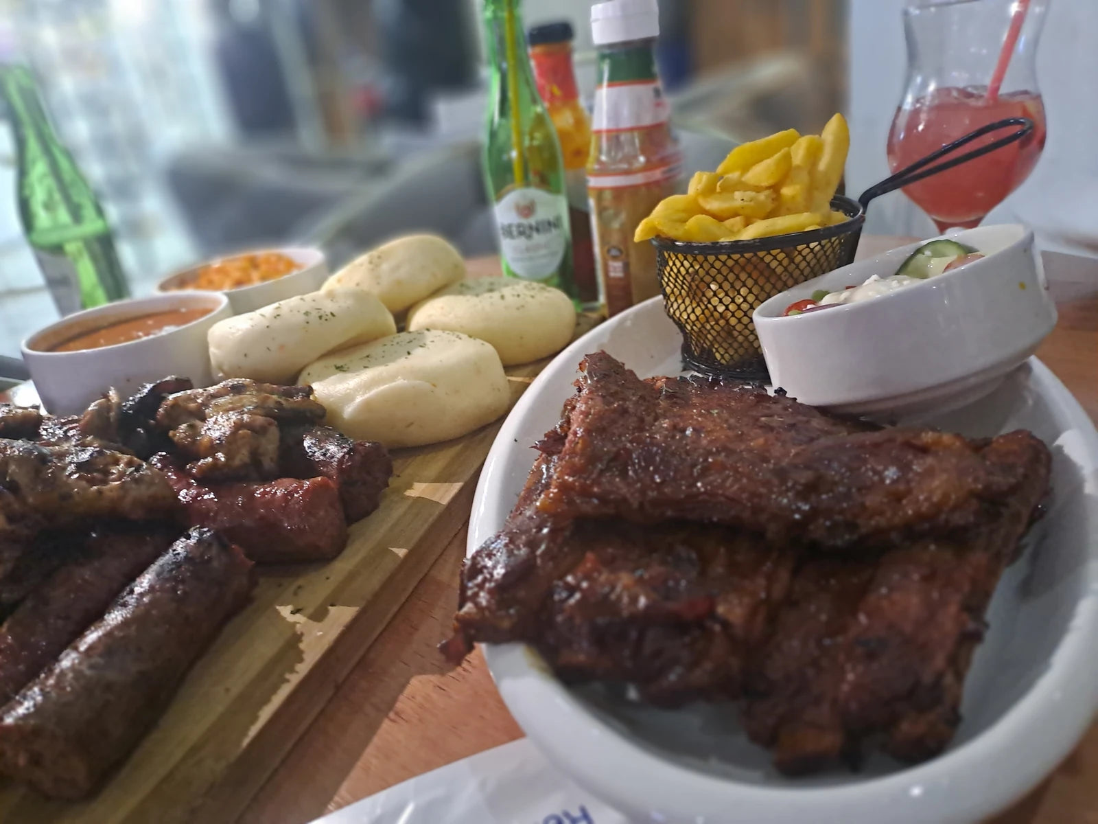 Disoufeng Pub & Restaurant, Meadowlands West South Africa