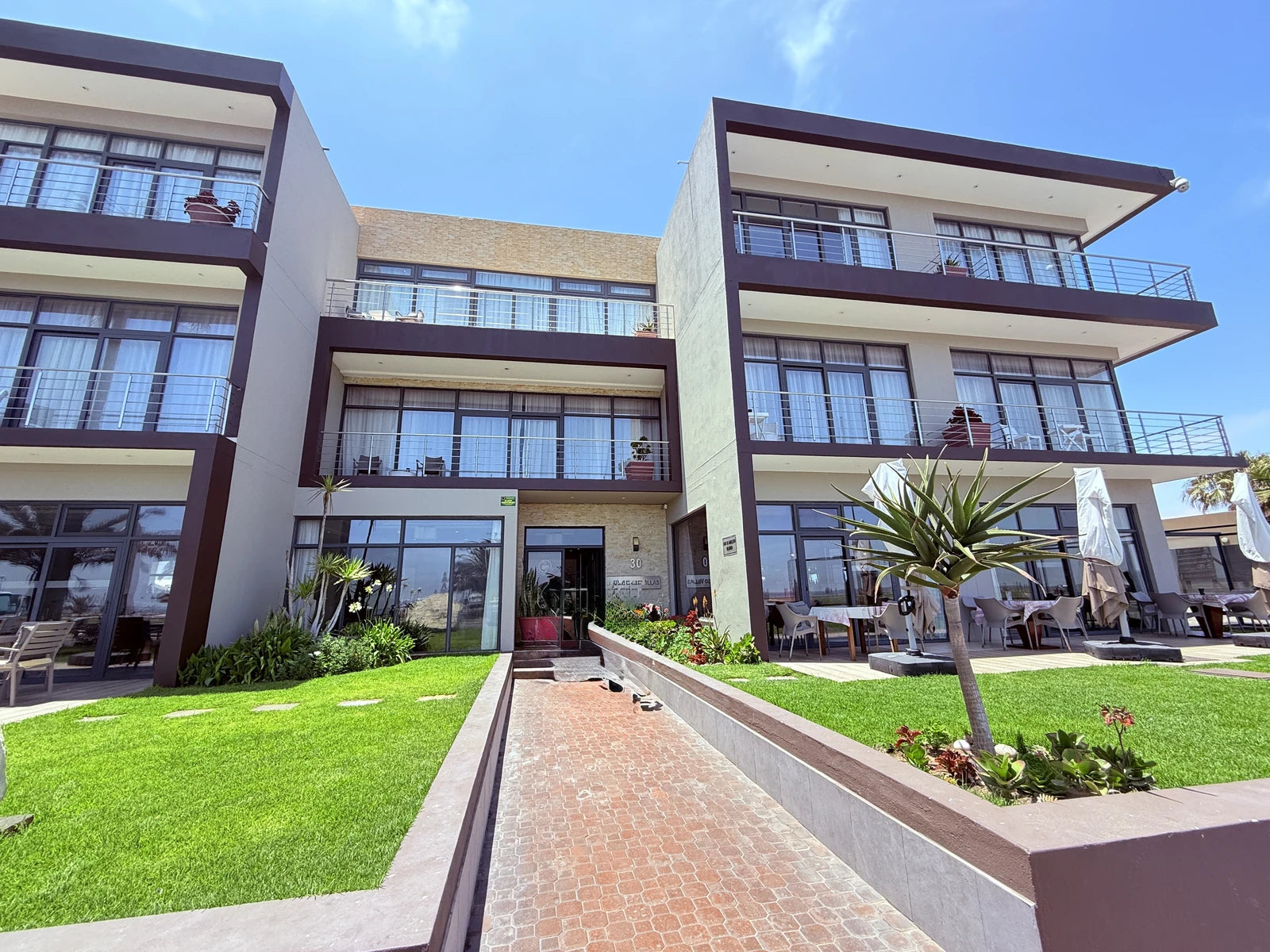 Flamingo Villas Boutique Hotel, Walvis Bay Namibia