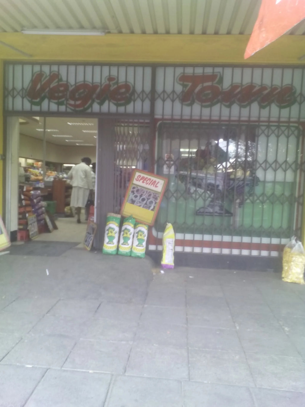 Food Lover's Market Vanderbijl Park, Vanderbijlpark South Africa