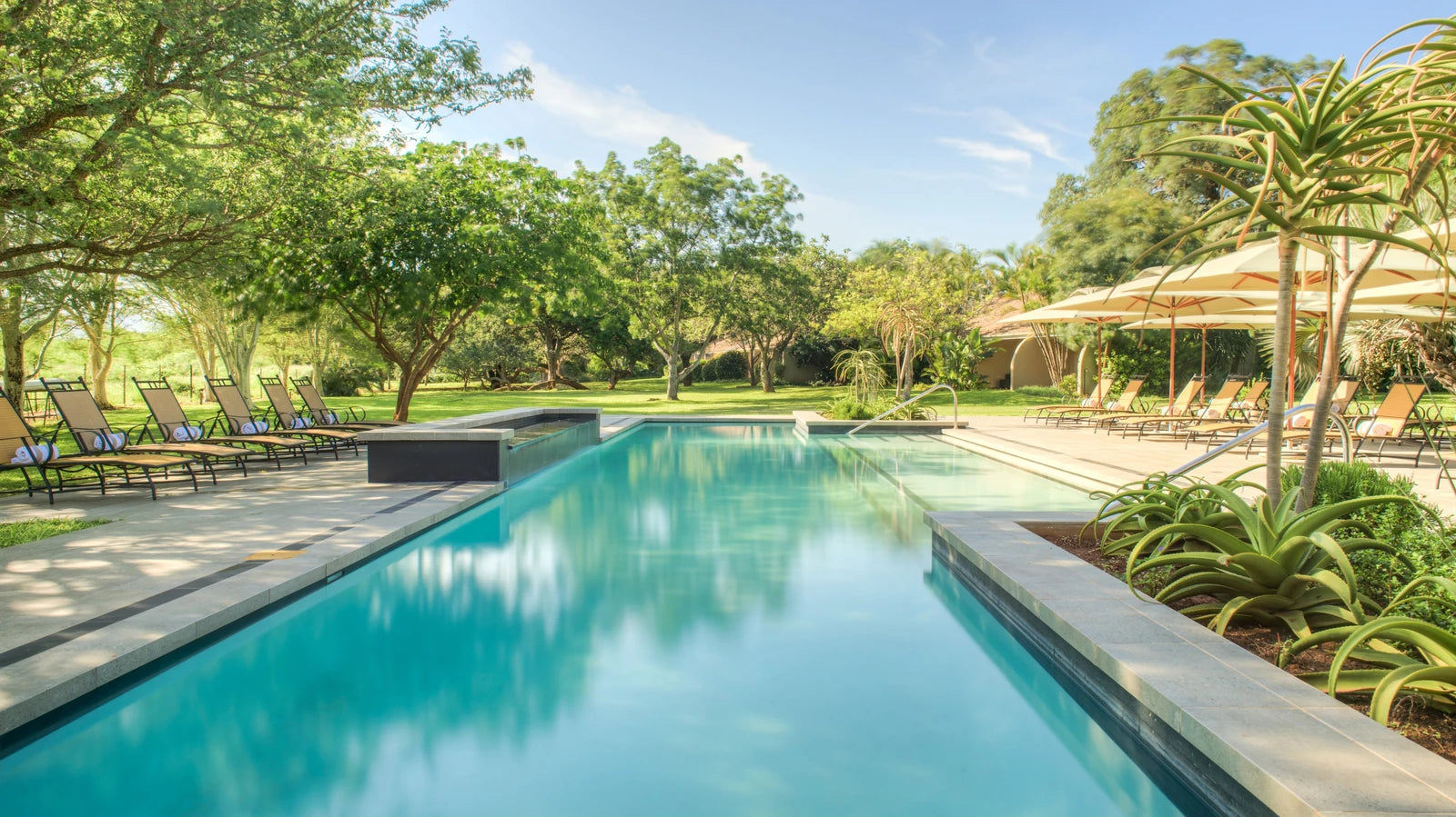Ghost Mountain Inn & Safaris, eMkhuze South Africa