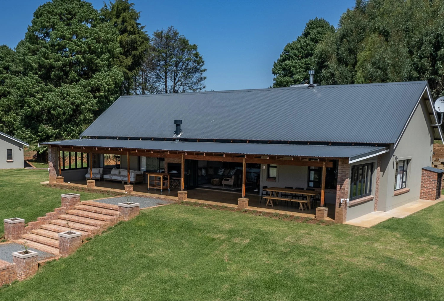 Gowrie Lodge, 
uMngeni South Africa
