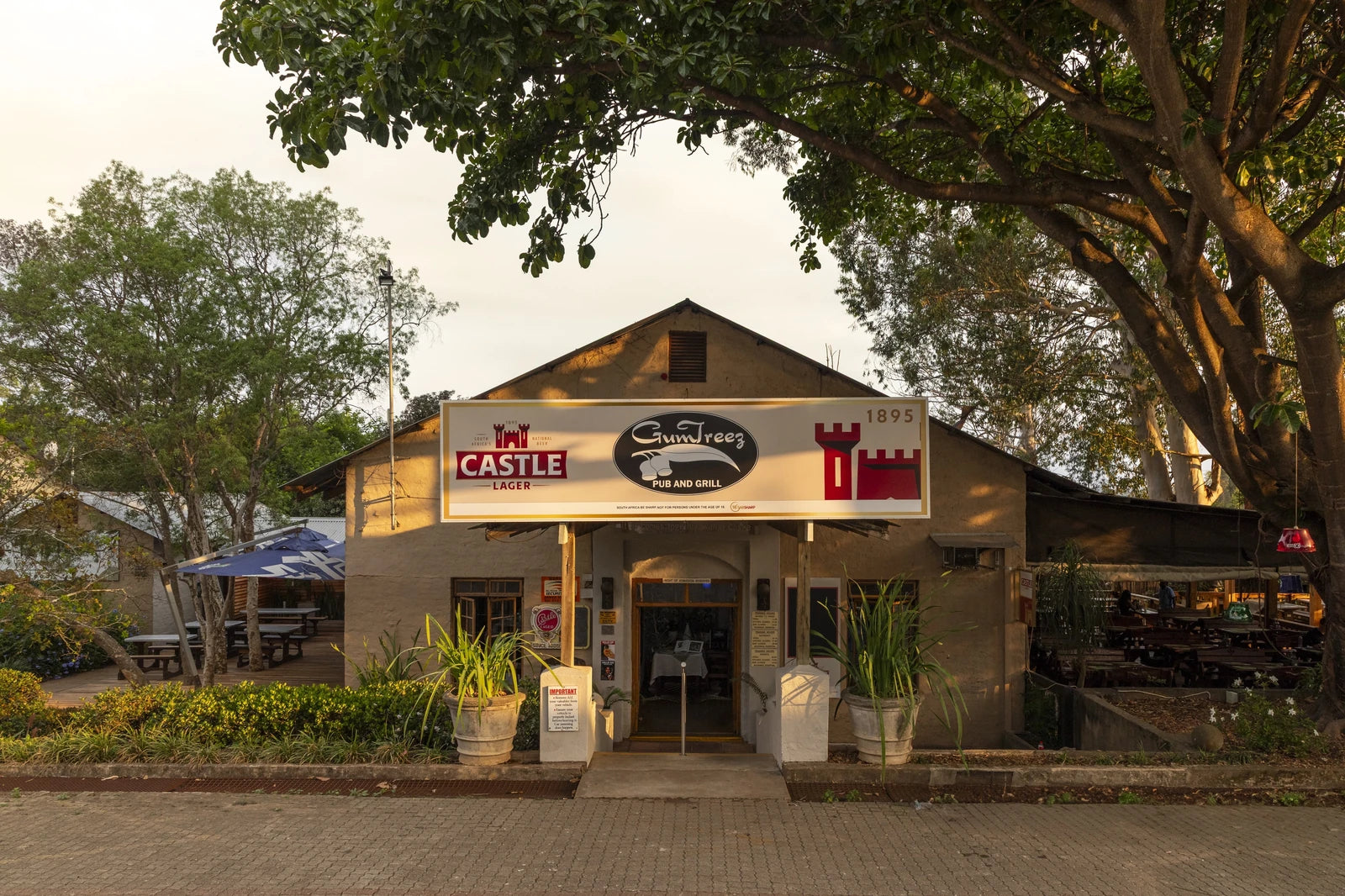 GumTreez Pub & Grill, White River South Africa