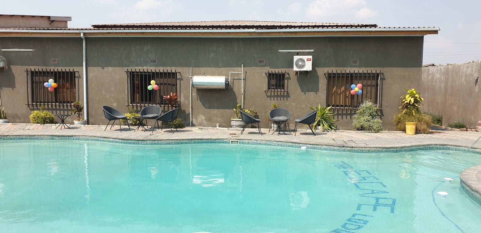 Harry's Grill Restaurant, Bar and Pool, Lilayi Zambia