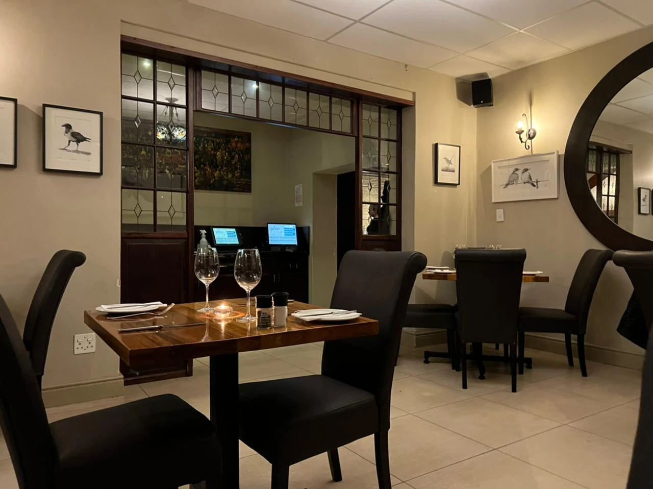 Henri's Restaurant and Wine Bar, Cape Town South Africa