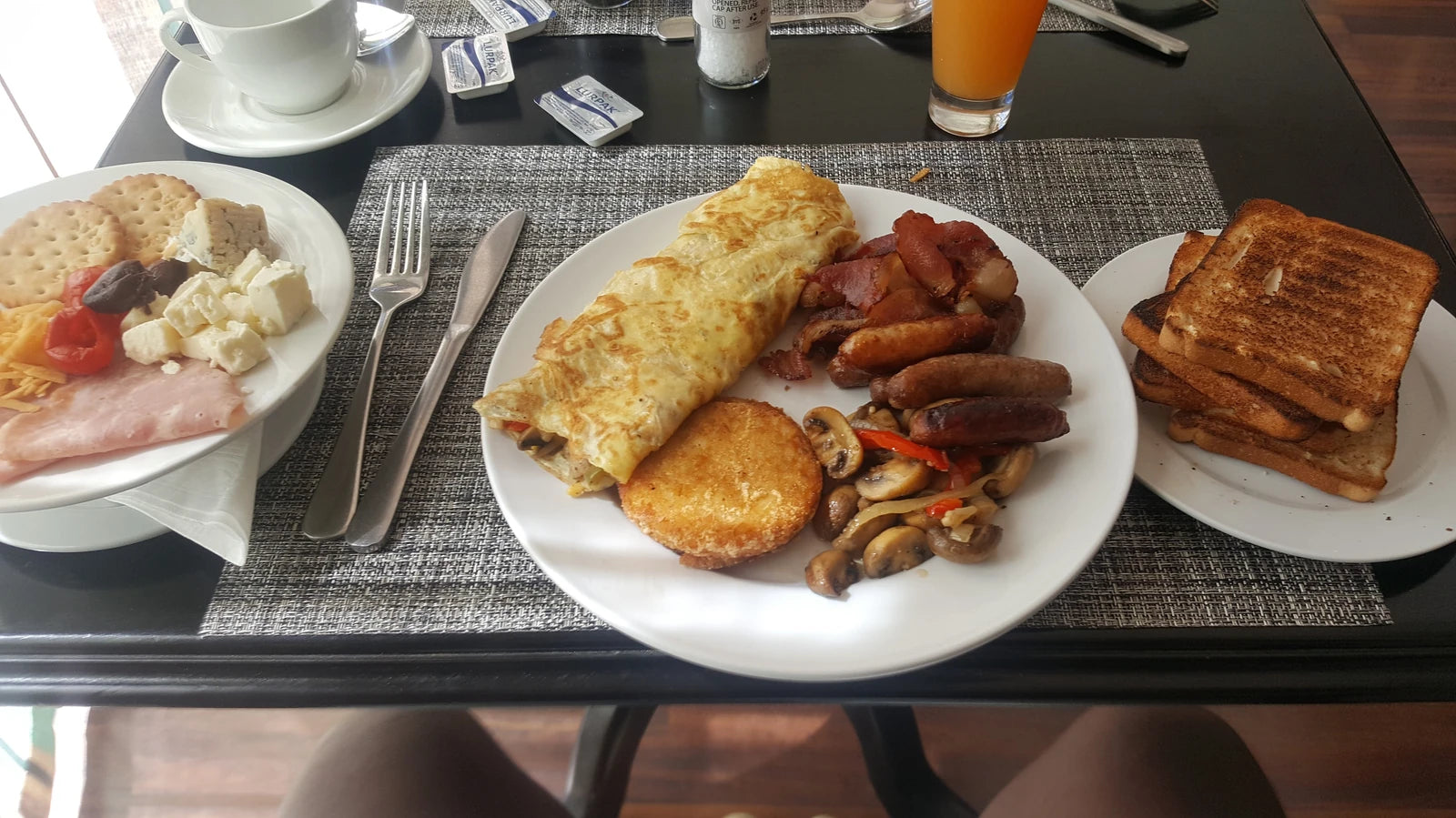 Island Club Hotel and Apartments, Cape Town South Africa