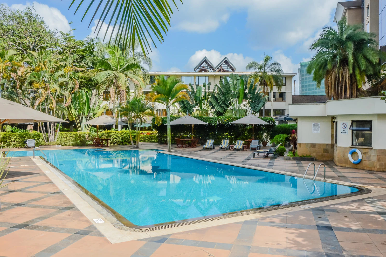 Jacaranda Hotel - Nairobi