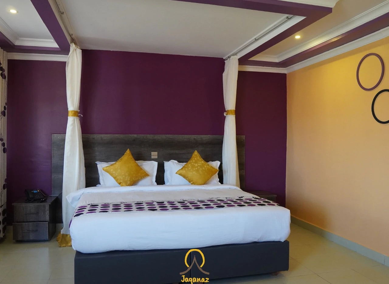 Jaqanaz Resort, Naromoru, 
Naro Moru Kenya