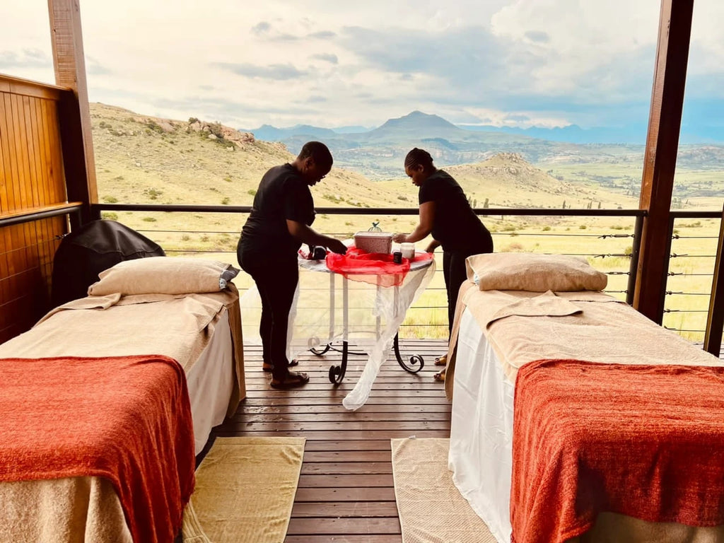 Kiara Lodge - Body Bliss Day Spa, 
R712 South Africa