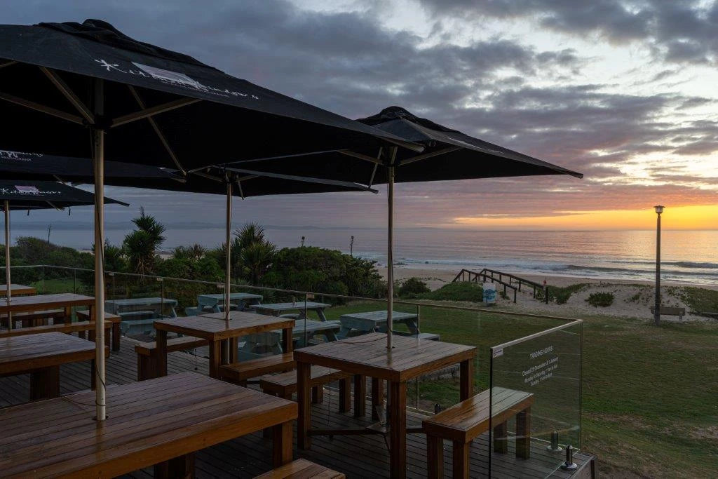Kitchen Windows Beach Restaurant, Jeffreys Bay South Africa