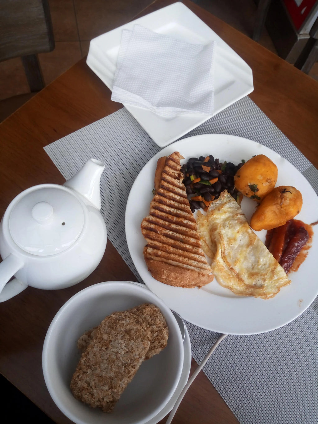 Lagos Hotel, Nairobi Kenya