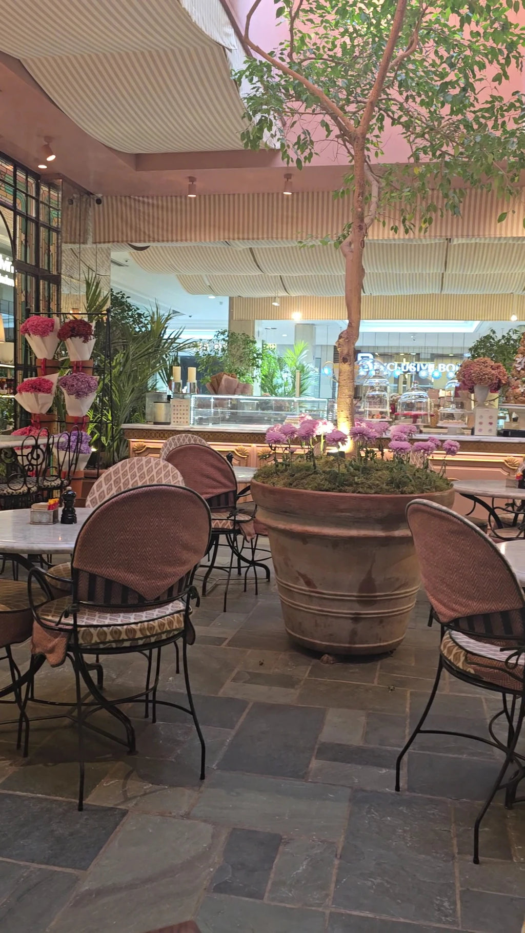 Le Parc, Johannesburg South Africa