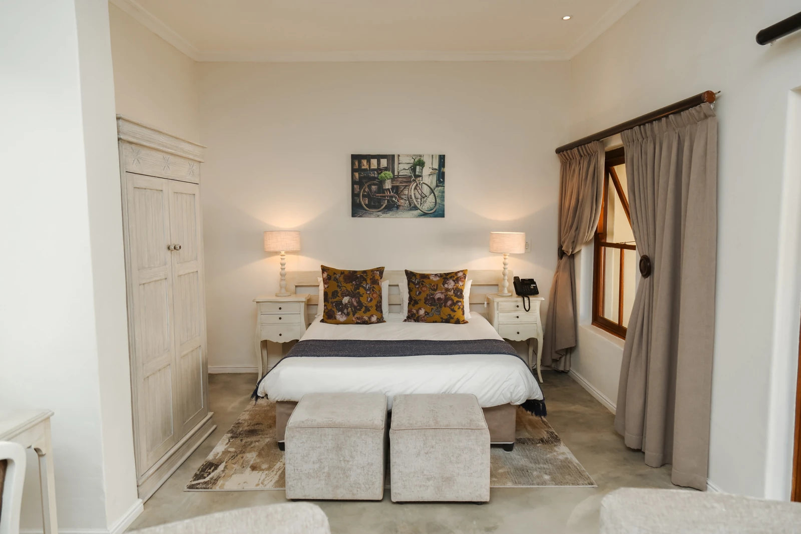 Le Pommier Wine Estate, Stellenbosch South Africa