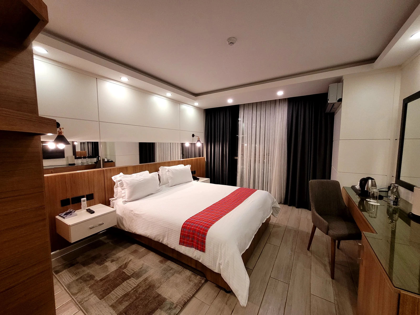 Maa Hotel & Suites, 
Jabavu Road Kenya