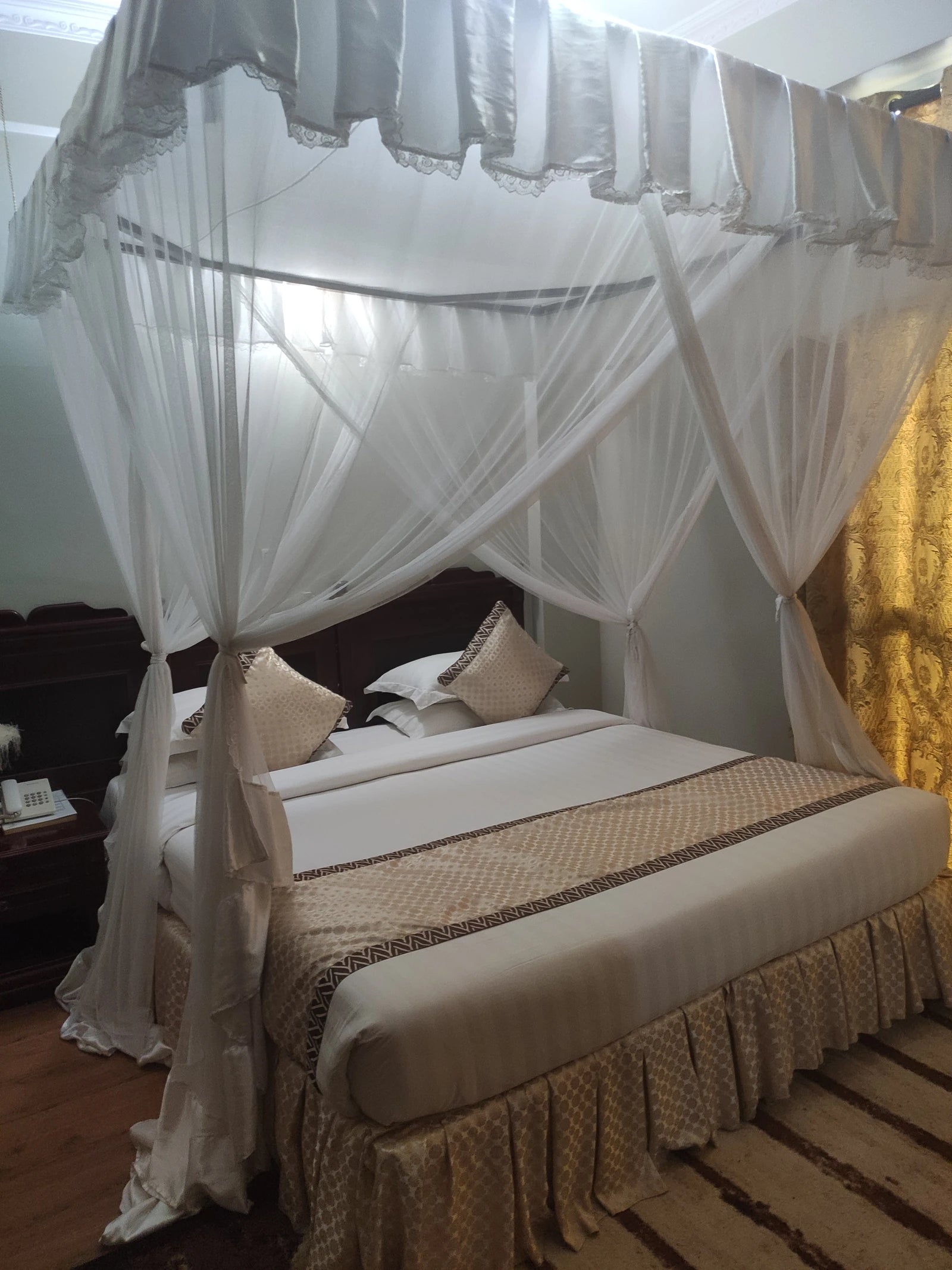 Mc-Ellys Hotel, Arusha Tanzania