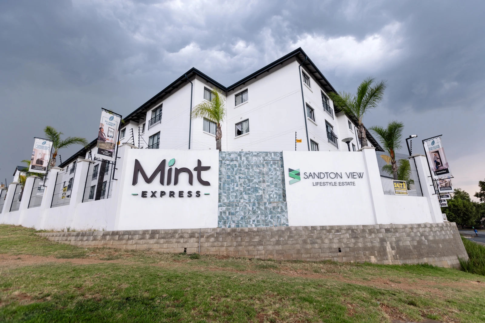 MINT Express Sandton View & Residences, Johannesburg South Africa