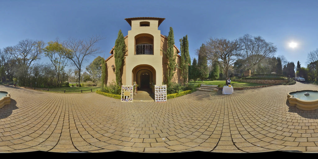 Moon and Sixpence Wedding and Conference Venue and Hotel, Beyers Naude Extention (M5 Zwartkop near Muldersdrift South Africa