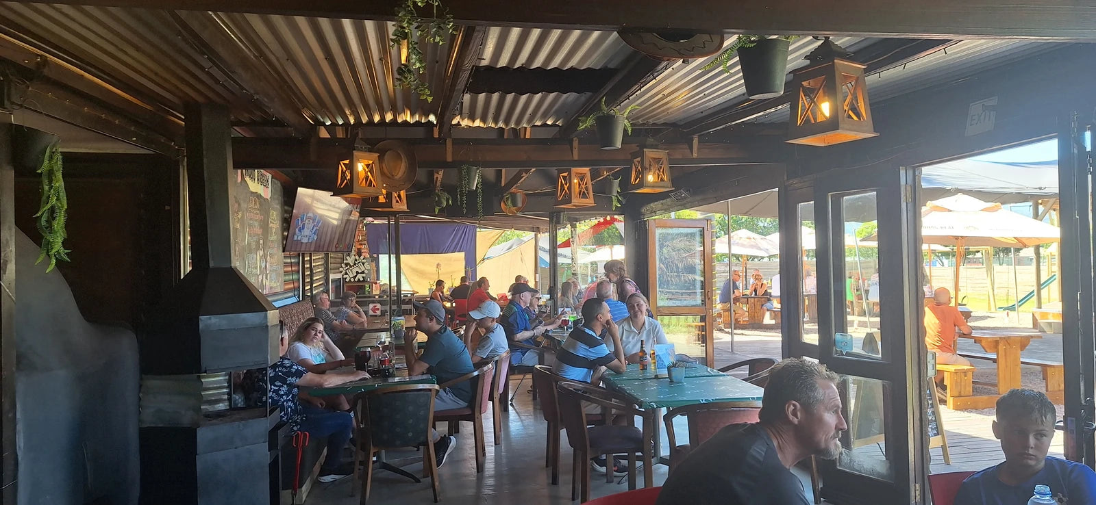 Mujo Bar & Restaurant, George South Africa