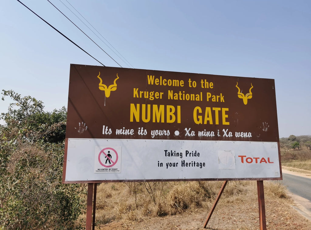Numbi Gate @ Kruger National Park, 
Pretoriuskop - Skukuza Rd South Africa