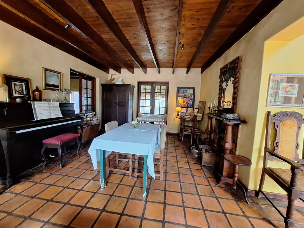 Oudebosch Country Cafe, 
R102 South Africa
