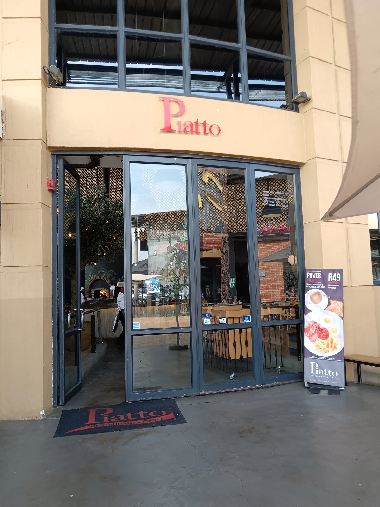 Piatto Restaurant, Carlswald Centre, Midrand, Midrand South Africa