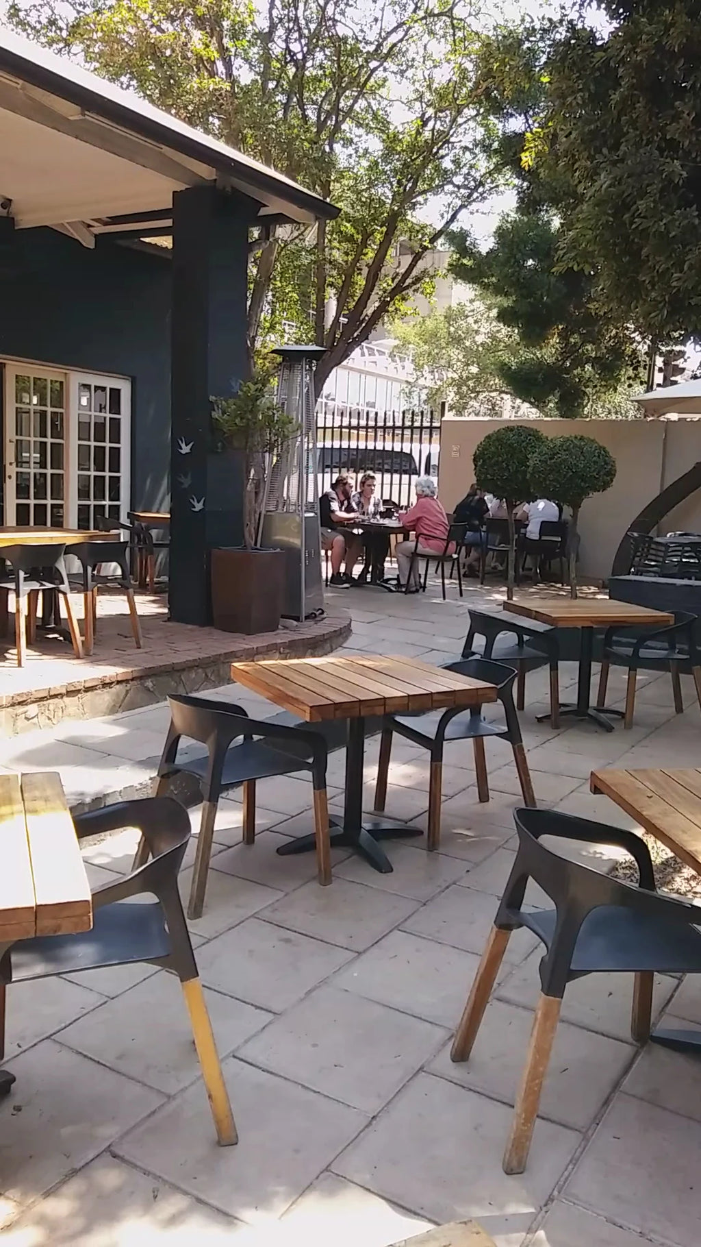 Piza ē Vino Melville, Johannesburg South Africa