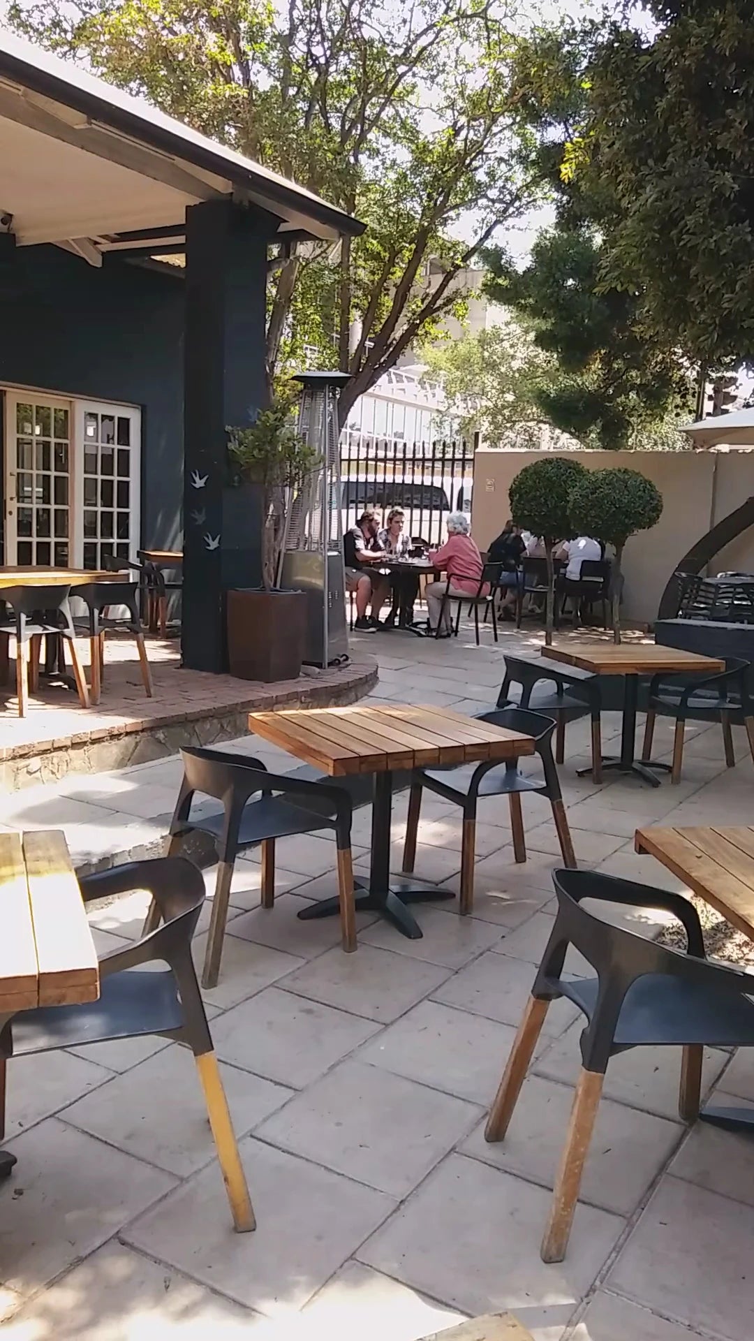 Piza ē Vino Melville, Johannesburg South Africa