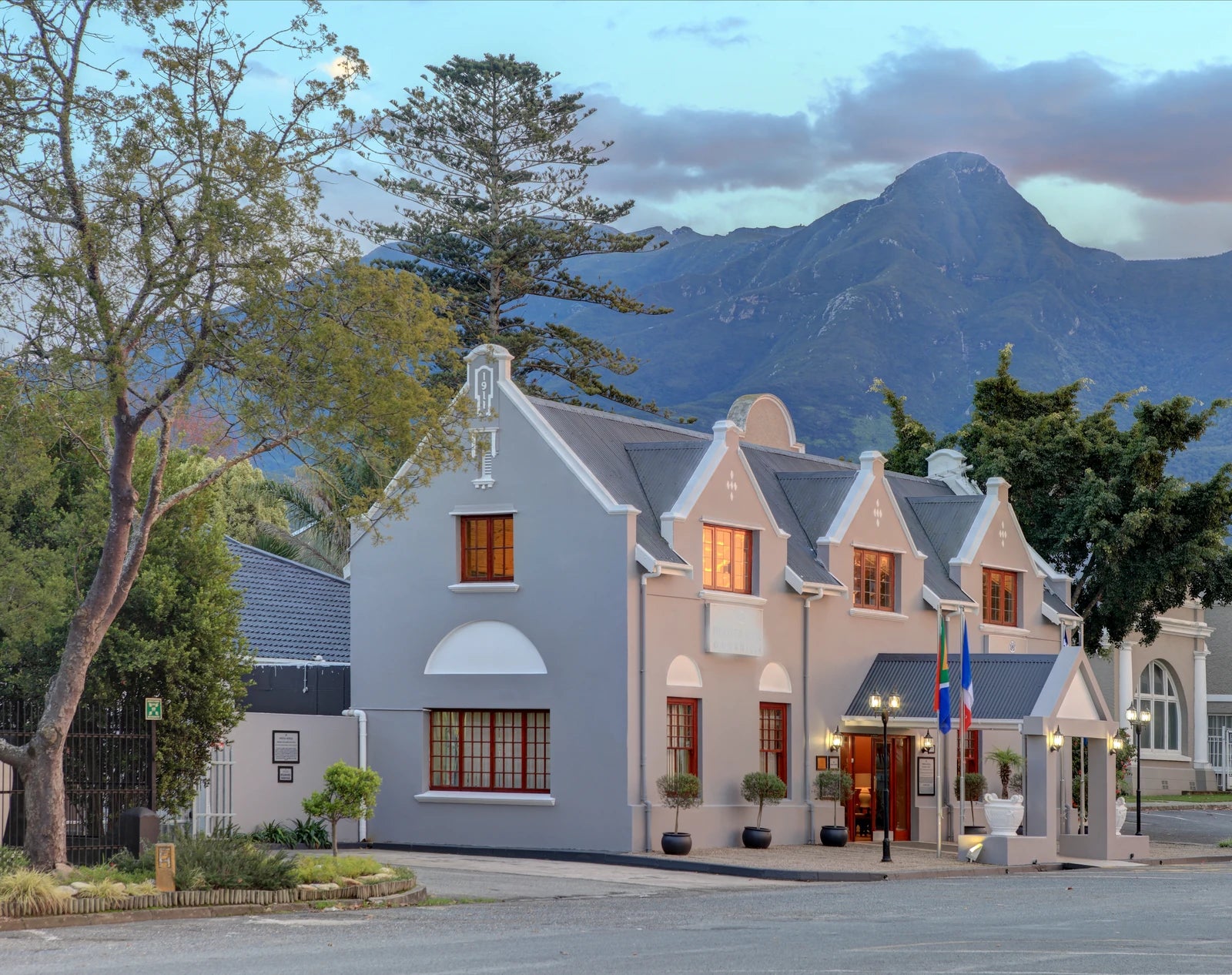 Premier Express Inn George (Hotel Outeniqua), George South Africa