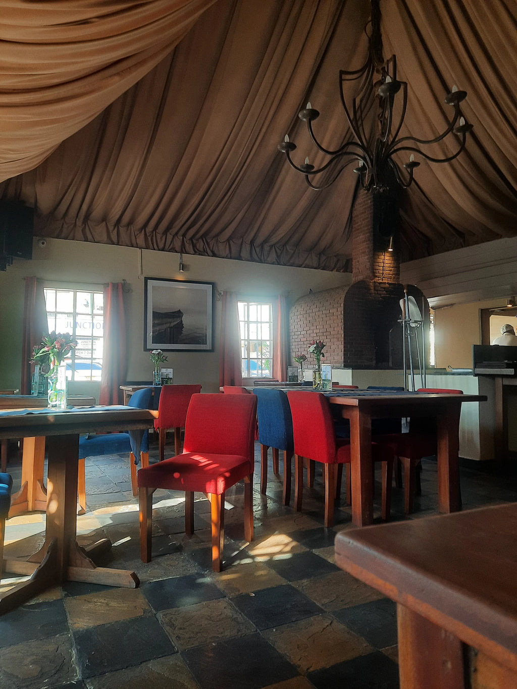 Que Pasa Bar & Bistro, Nairobi Kenya