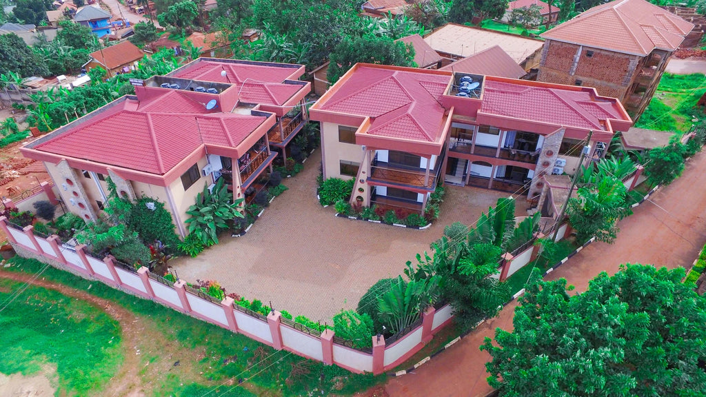 Queen's Restaurant, Kampala Uganda
