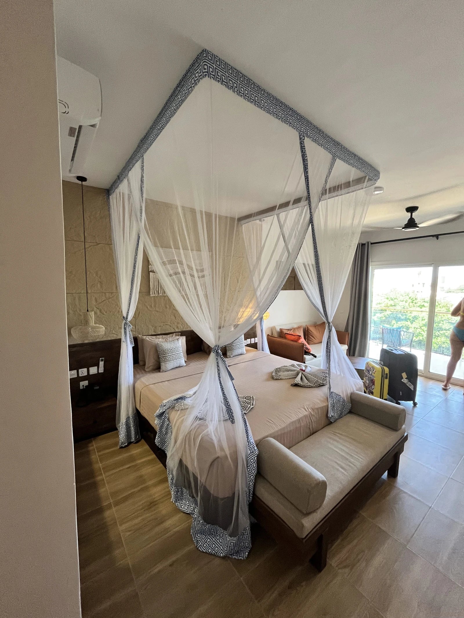 Reef & Beach Resort, 
Jambiani Tanzania
