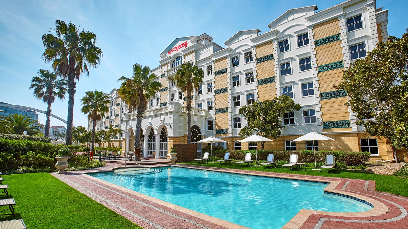 StayEasy Century City