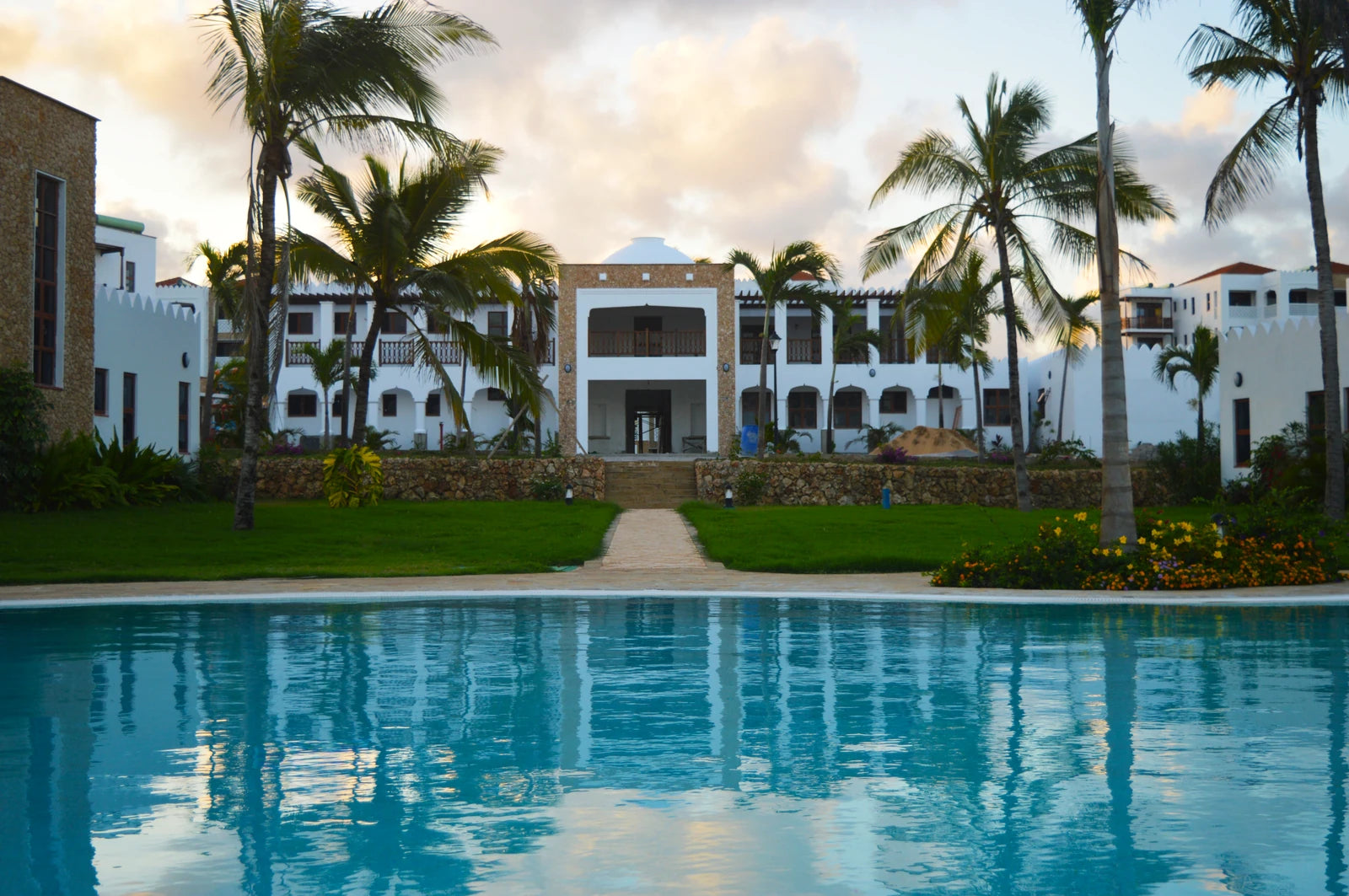 Sultan Palace Beach Resort, Mombasa Kenya