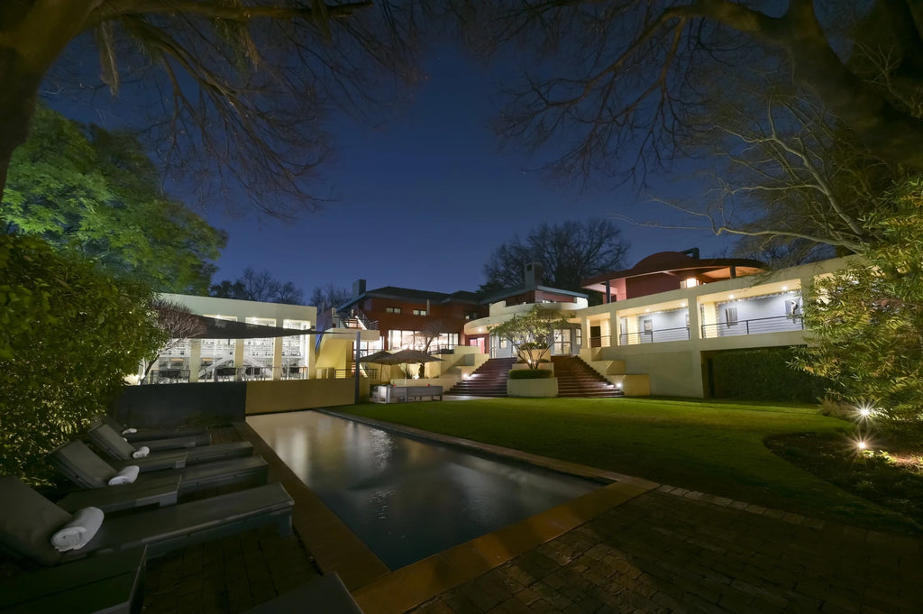 Ten Bompas Hotel - Space Conference Centre - Winehouse Restaurant, Randburg South Africa