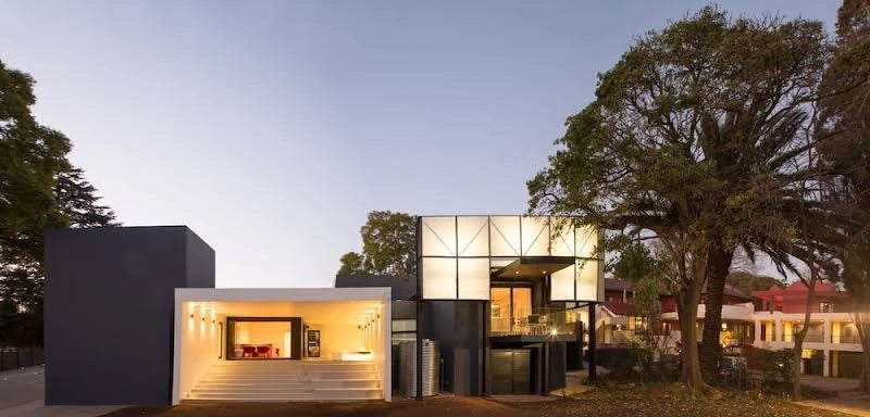 Ten Bompas Hotel - Space Conference Centre - Winehouse Restaurant, Randburg South Africa