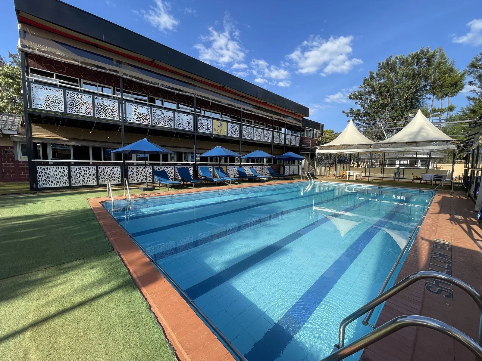 The Villa International Palace (VIP Madeya), Sidindi Kenya