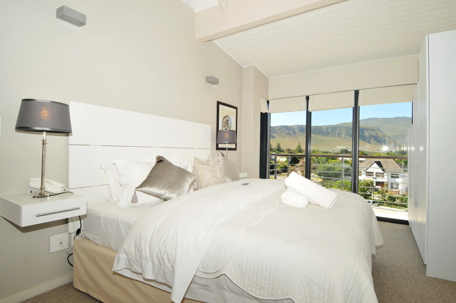 The Whale Coast All-Suite-Hotel (4 Star), Hermanus South Africa