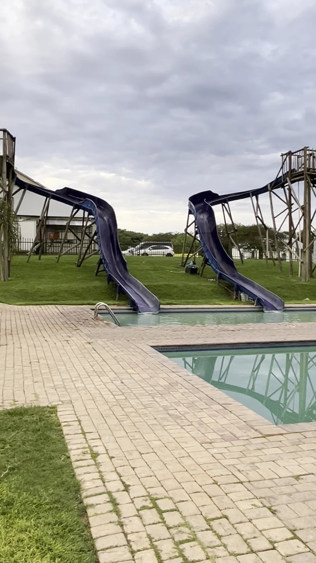 Thulani Resort & Restaurant, Pretoria South Africa
